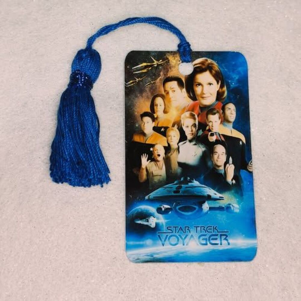 Star Trek Voyager Mini Bookmark 2 by 3